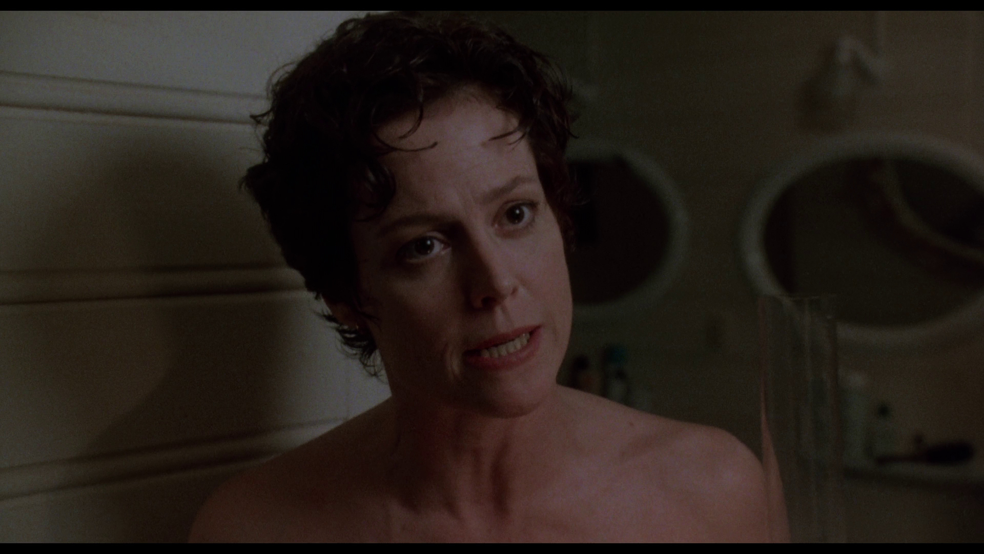 Sigourney Weaver Nude