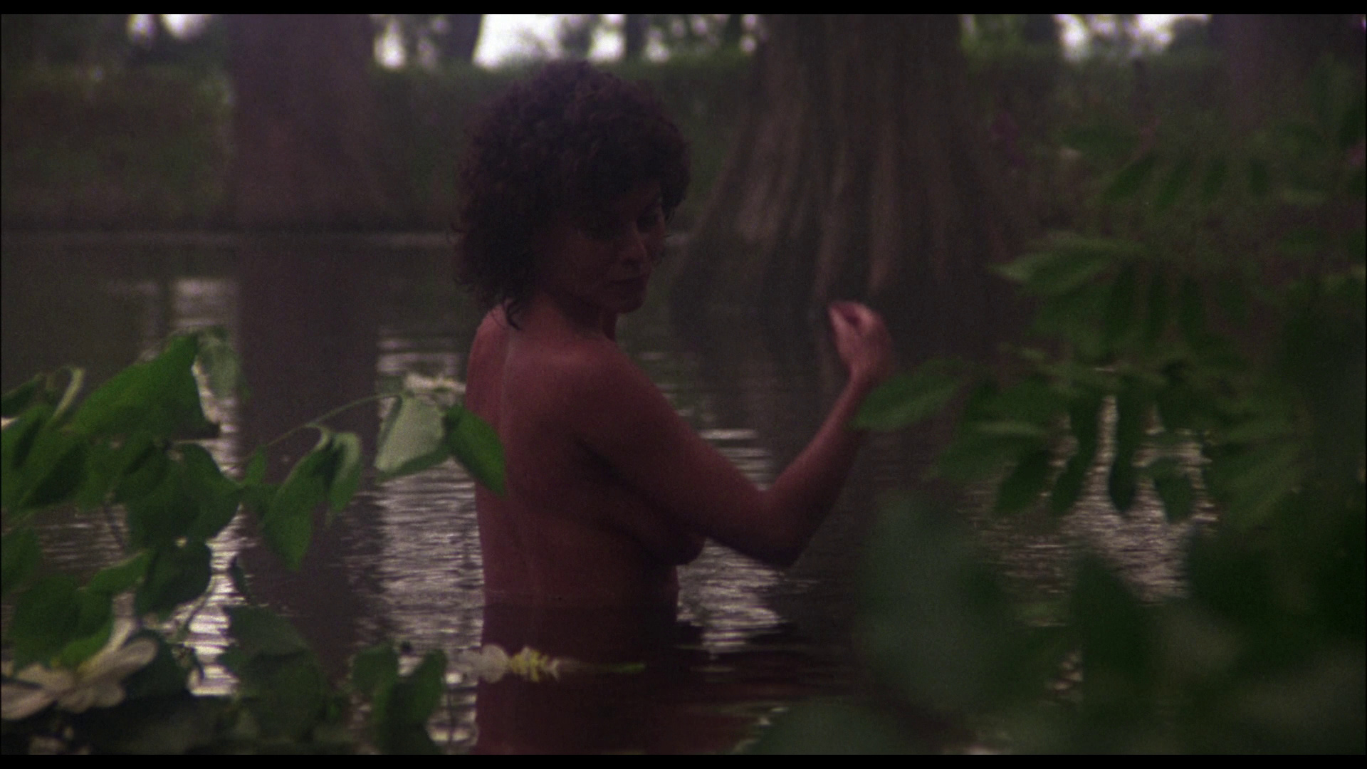 Nude video celebs » Adrienne Barbeau nude - Swamp Thing (1982)