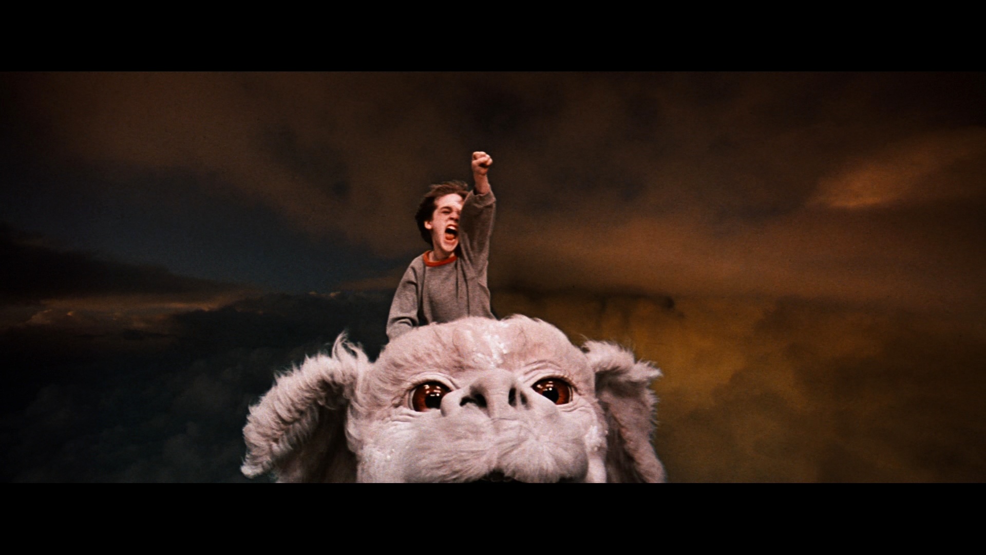 12_neverending_story_blu-ray.jpg