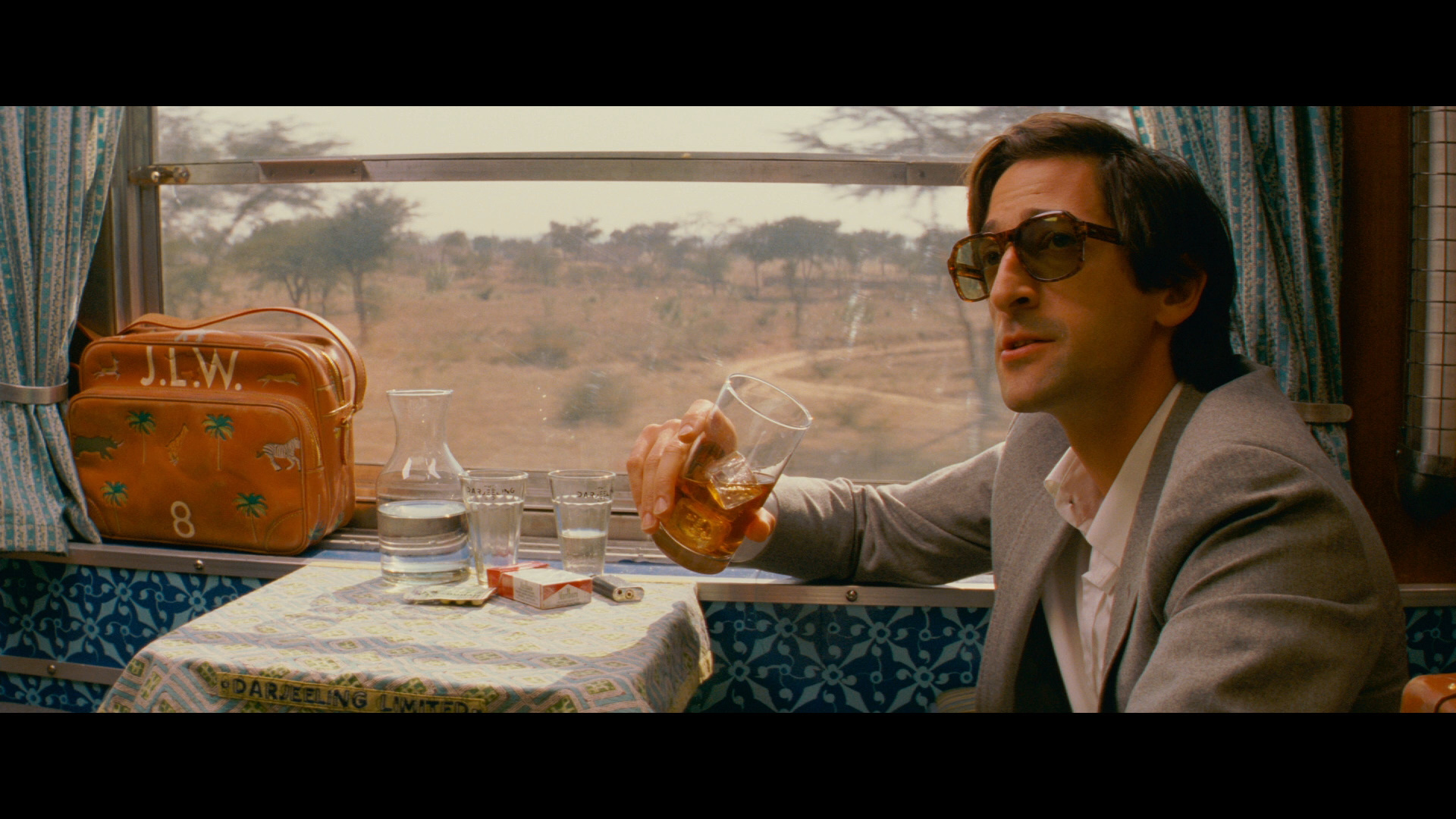 The Darjeeling Limited movie review (2007)