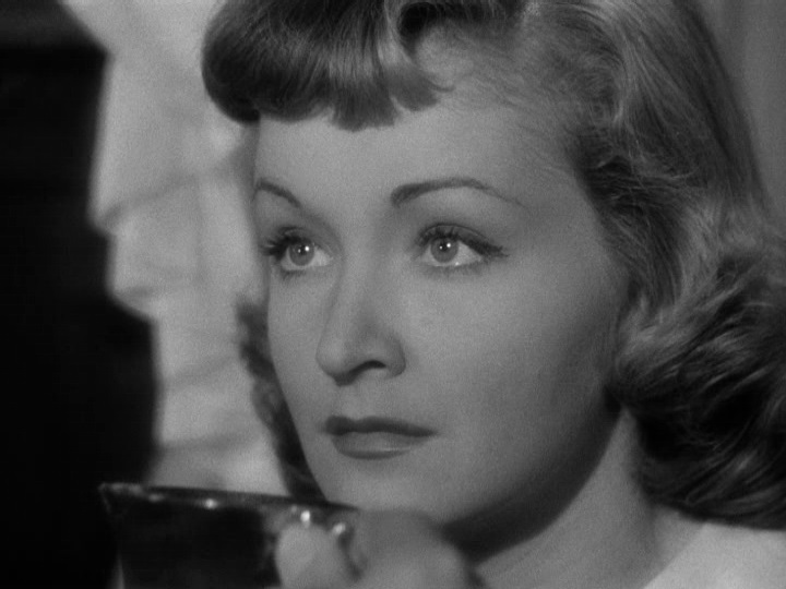 Screen Captures - Columbia_Pictures_Film_Noir_Classics_III-My_Name_Is_Julia_Ross-02221