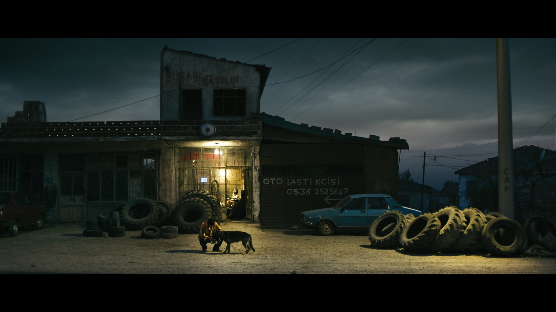 large_once_upon_a_time_in_anatolia_blu-ray_01.jpg