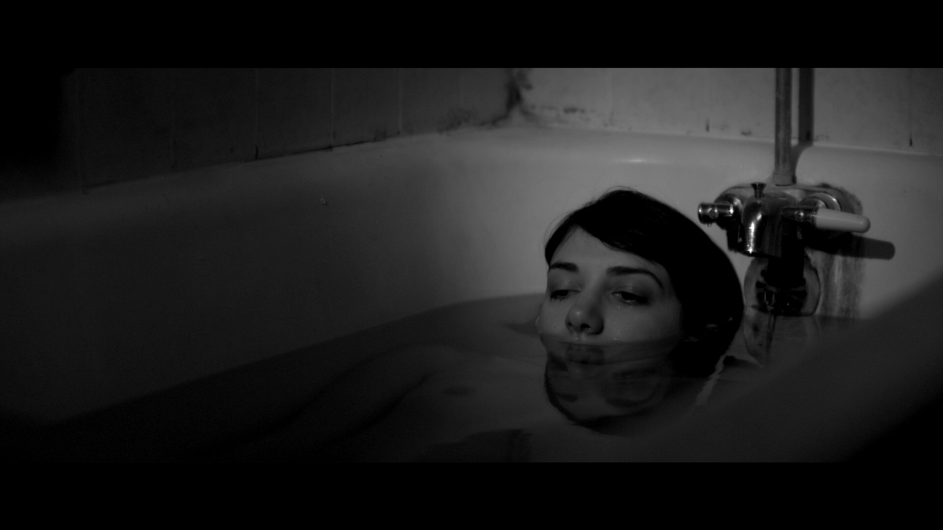 Watch a girl walks home alone at night online free outlet
