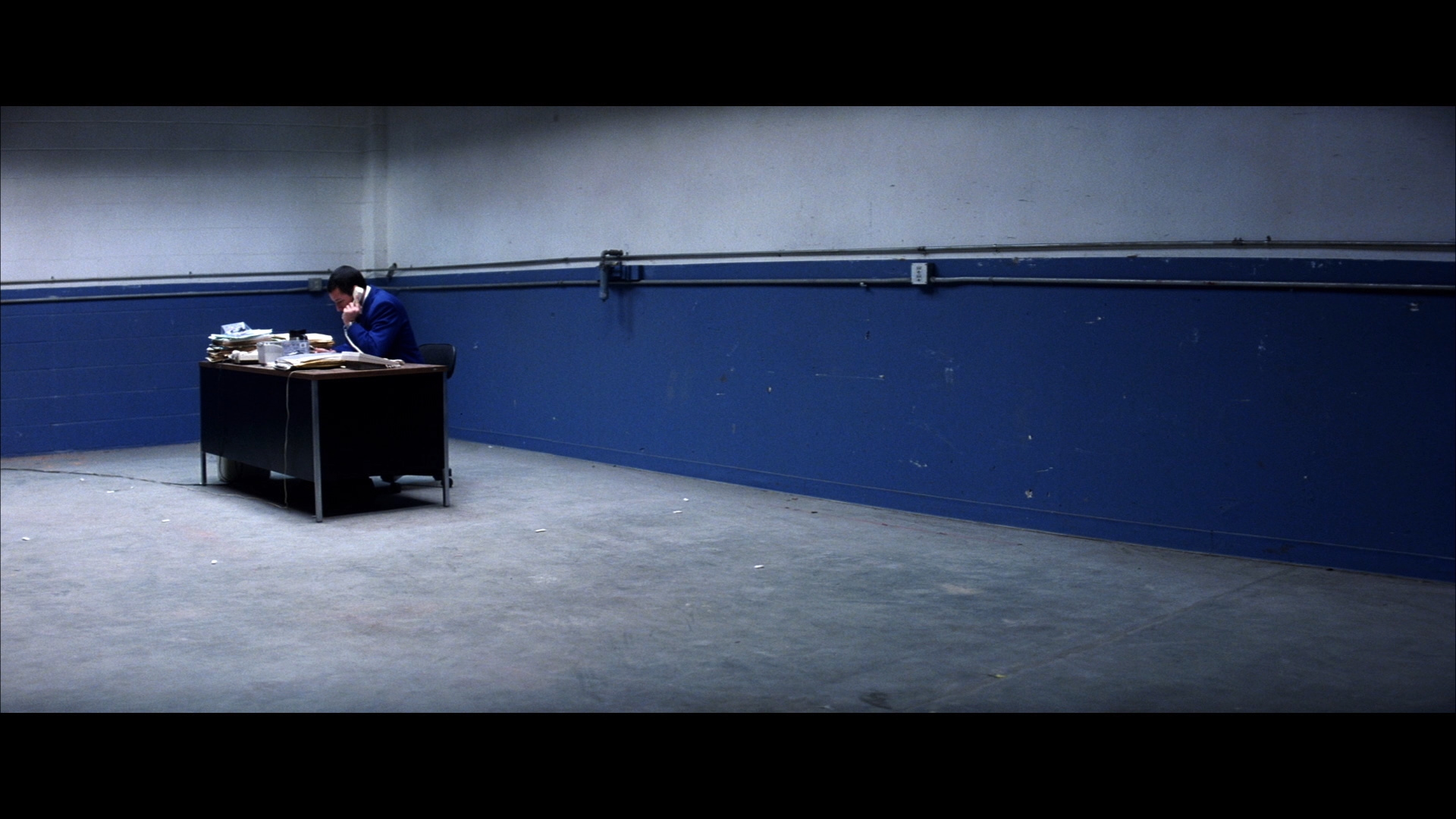 Punch Drunk Love Blu Ray Adam Sandler And the pudding is good too. dvdbeaver