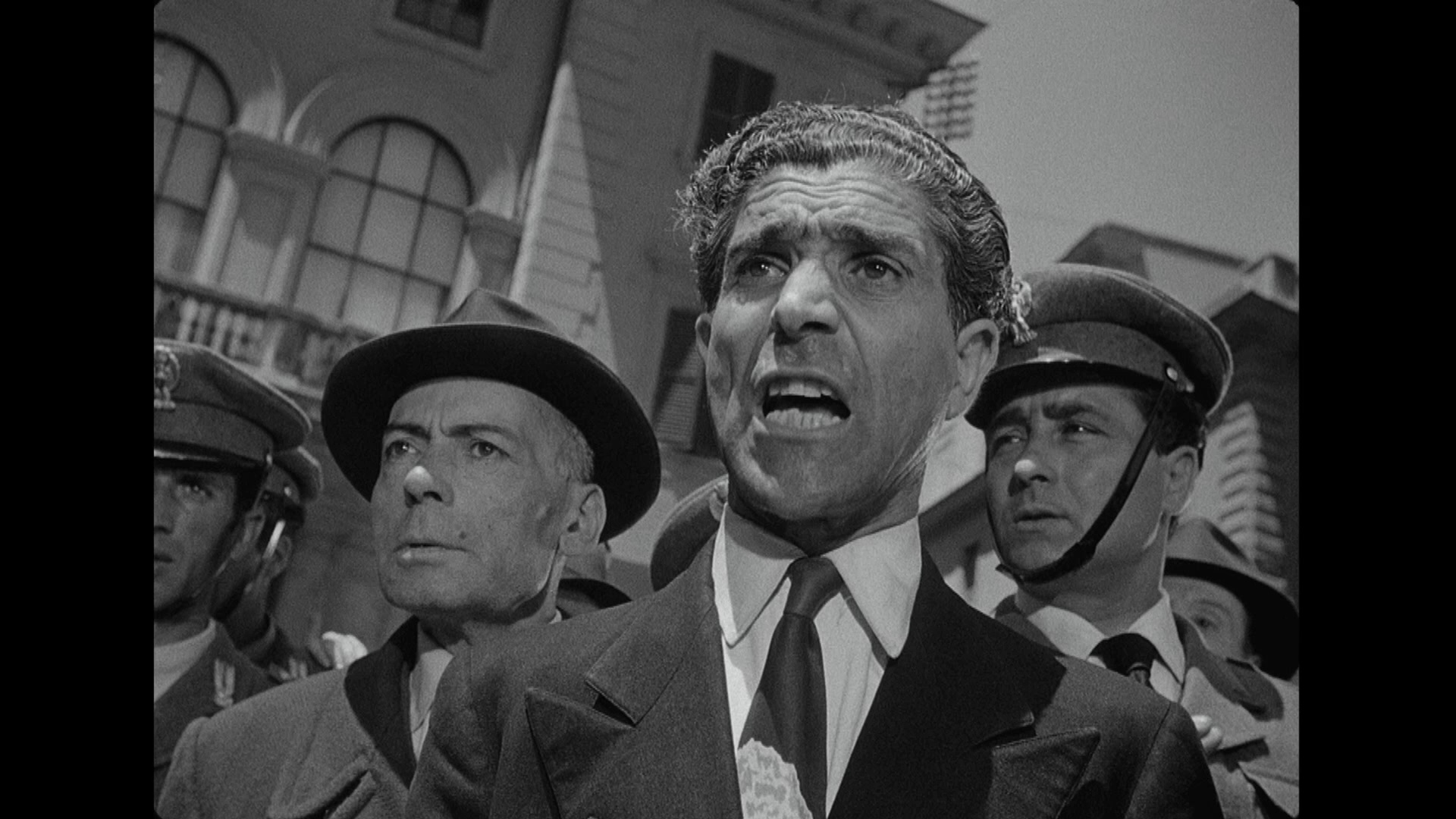 large_umberto_d_X01_blu-ray_.jpg