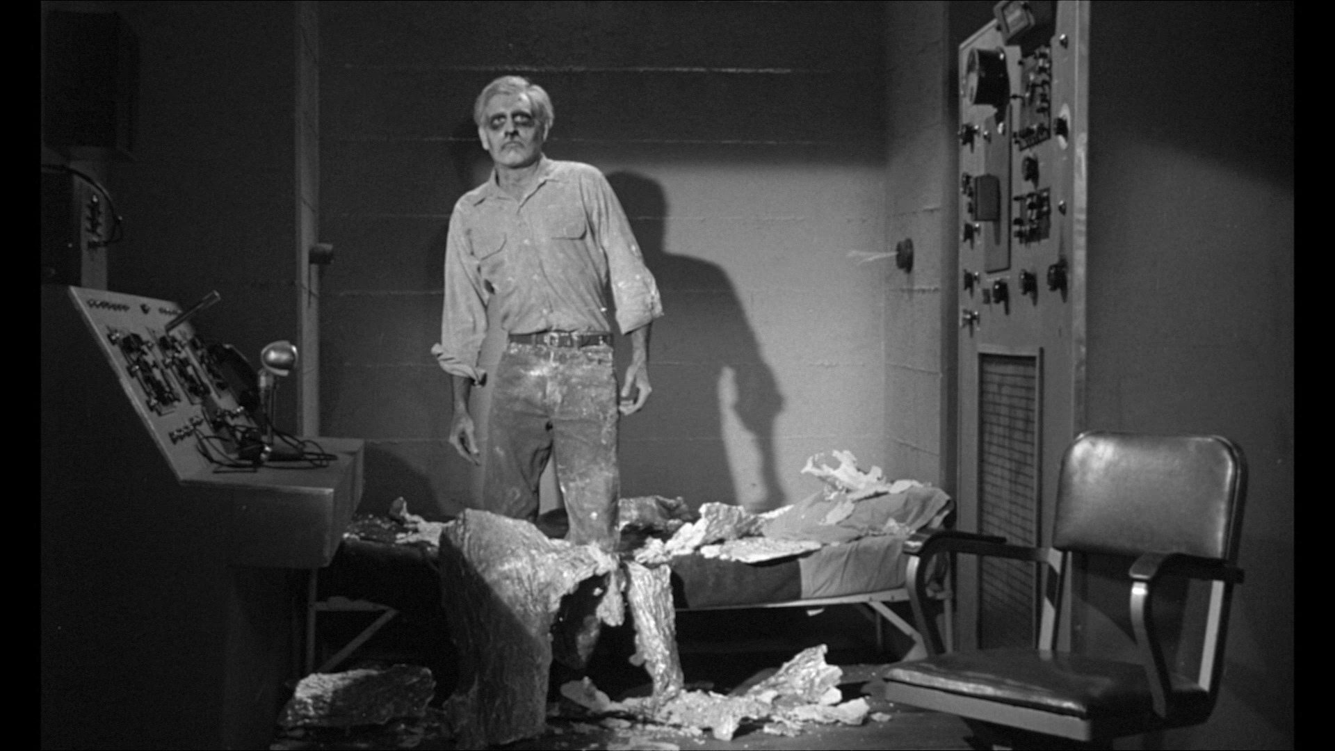 Invaders Crying Invisible Invaders Blu-ray - John Agar